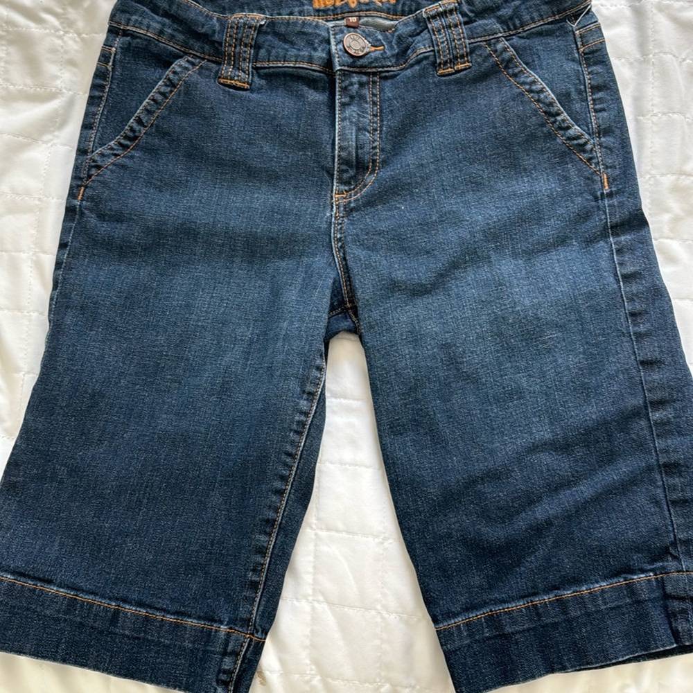 Kut From the Kloth Bermuda shorts.  Size 10. Worn but good condition. 2 pockets